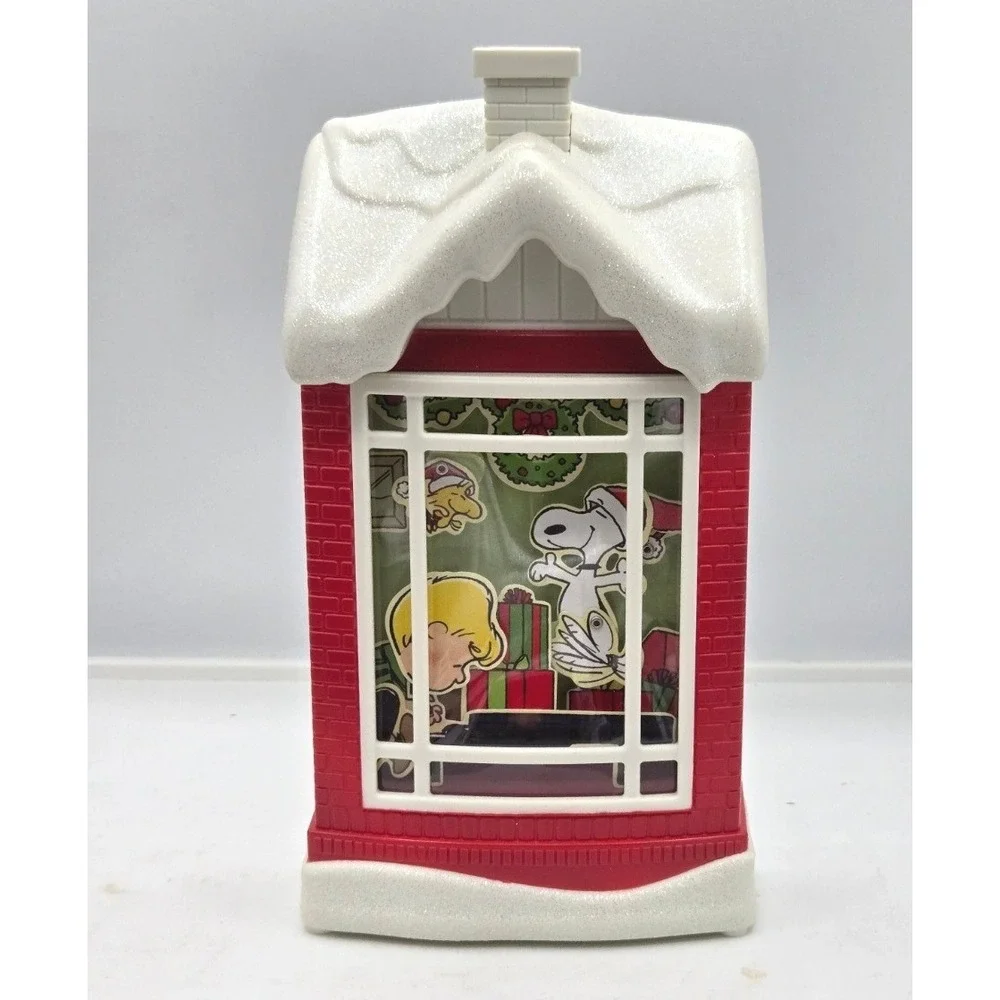 Hallmark Peanuts Snoopy Woodstock Schroeder Christmas Musical Display
